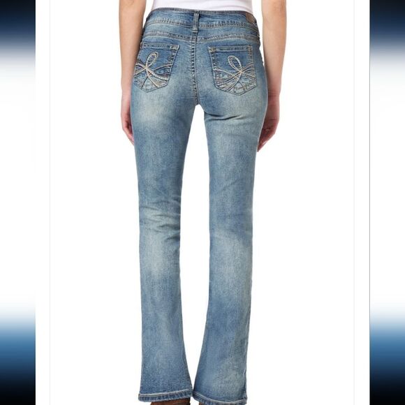 1424 NWT Wallflower InstaStretch Luscious Curvy Bootcut Jeans Sz 13/31 Reg - Picture 2 of 7